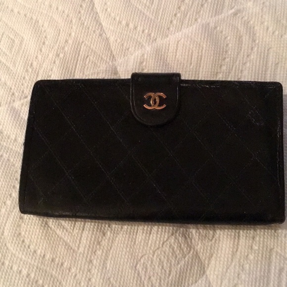 CHANEL Handbags - Black Chanel wallet